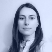 Monika Różeńska | Advantage